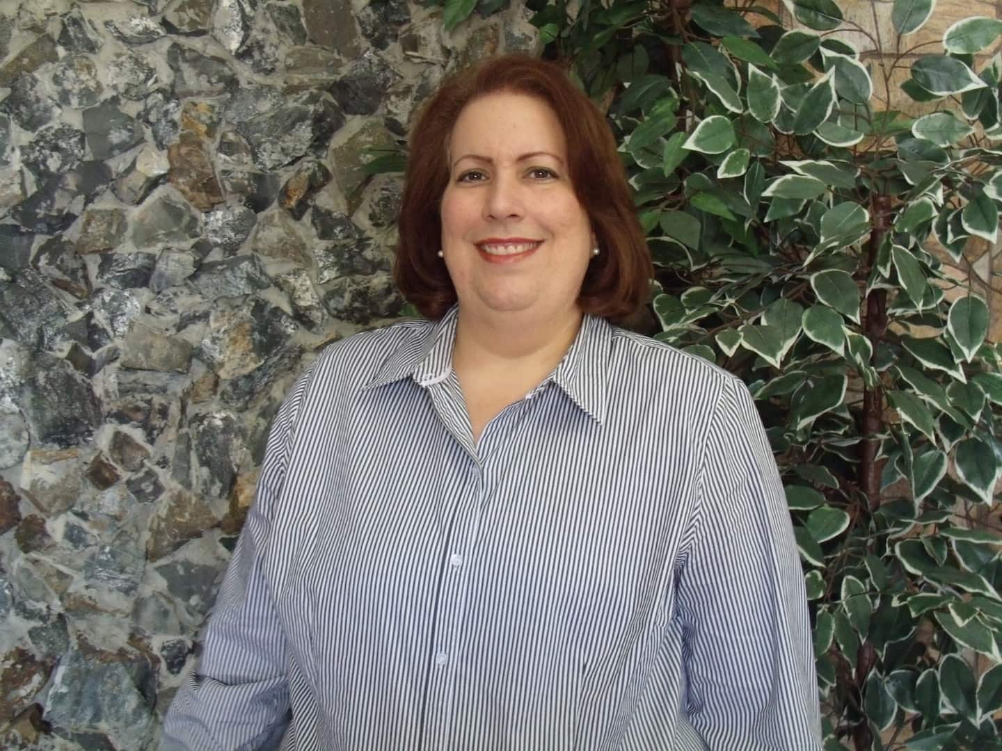 Dr. Betsy Lopez