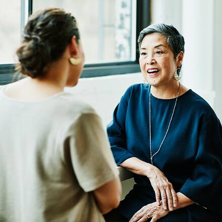 Two people having a discussion about the importance of emotional intelligence 