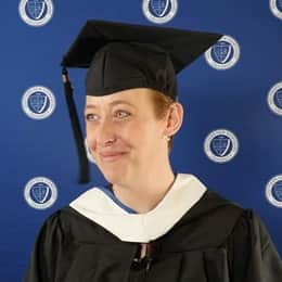 Jessica Thompson a 2023 SNHU Bachelor of Arts in Human Services graduate