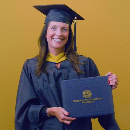Mary Broderick '24MSN, Master of Science in Nursing graduate from SNHU.