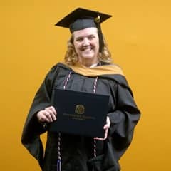 Cheri Federico, a 2025 SNHU graduate with an MBA.