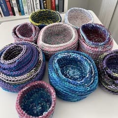 10+ knitted/crocheted bird nests, an SNHU Global Days of Service project that will help an organization securely transport ill, injured or orphaned wildlife.