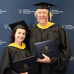 Married couple Irina Roach, left, and David Roach, right, 2024 MS in Cybersecurity graduates from SNHU.