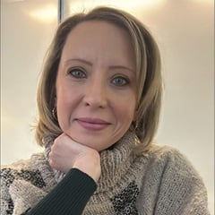 Jacinta A. Stark, a 2019 bachelor's in sociology graduate from SNHU.