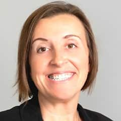 Julia Hewitt, an adjunct instructor of industrial-organizational psychology at SNHU.