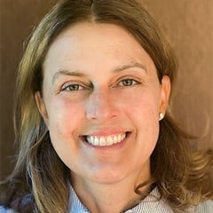 Kristin Regis, senior associate dean of business degree programs at SNHU