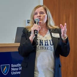 Lisa Marsh Ryerson at Southern New Hampshire University's Homecoming in 2023