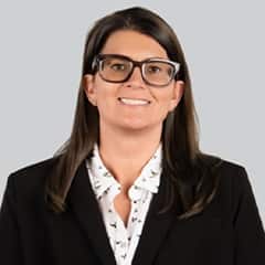 Mandy Bloomingdale, a military spouse pursuing a bachelor's in human services with a concentration in substance abuse at SNHU.