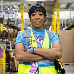 Remy Twine, SNHU graduate, working at Amazon.