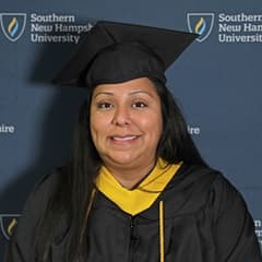 Susana Ashooh '23, bachelor of science in nursing graduate at SNHU.