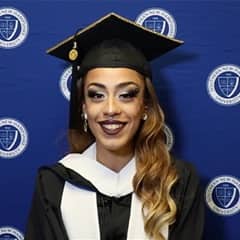 Yasmine Molinari ’22, SNHU graduate with a master's in psychology.
