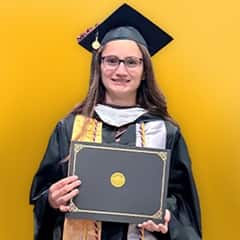 Zoe McCauley, bachelor's in psychology from SNHU.