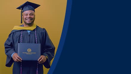 Cules Rose '25, bachelor's in finance graduate from SNHU.