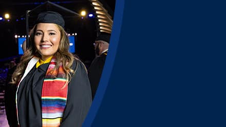 Juliana Zambrano, a 2025 SNHU graduate with a bachelor's degree in business administration.