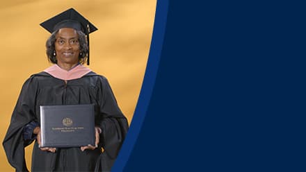 Wanda Edwards, a 2024 SNHU graduate who earned her master's degree in public health.