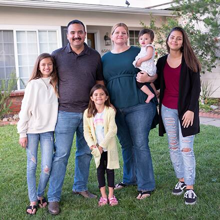 Shelly and Sal Villa with their daughters Isabelle, Iris, Ivy and Irene.