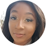 2023 online bachelor's in business administration with a concentration in human resources alumna Nicole Thompson