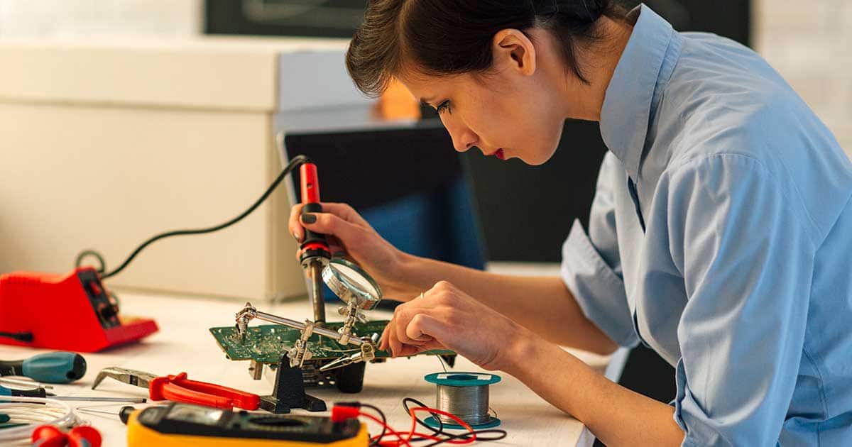 What Does an Electrical Engineer Do?
