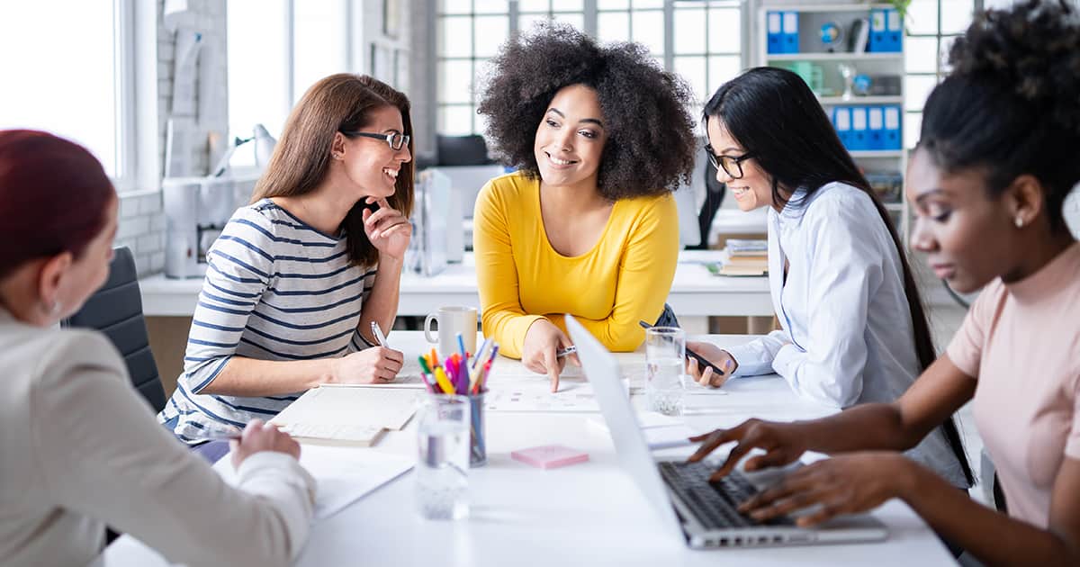 How to Become a Social Media Manager
