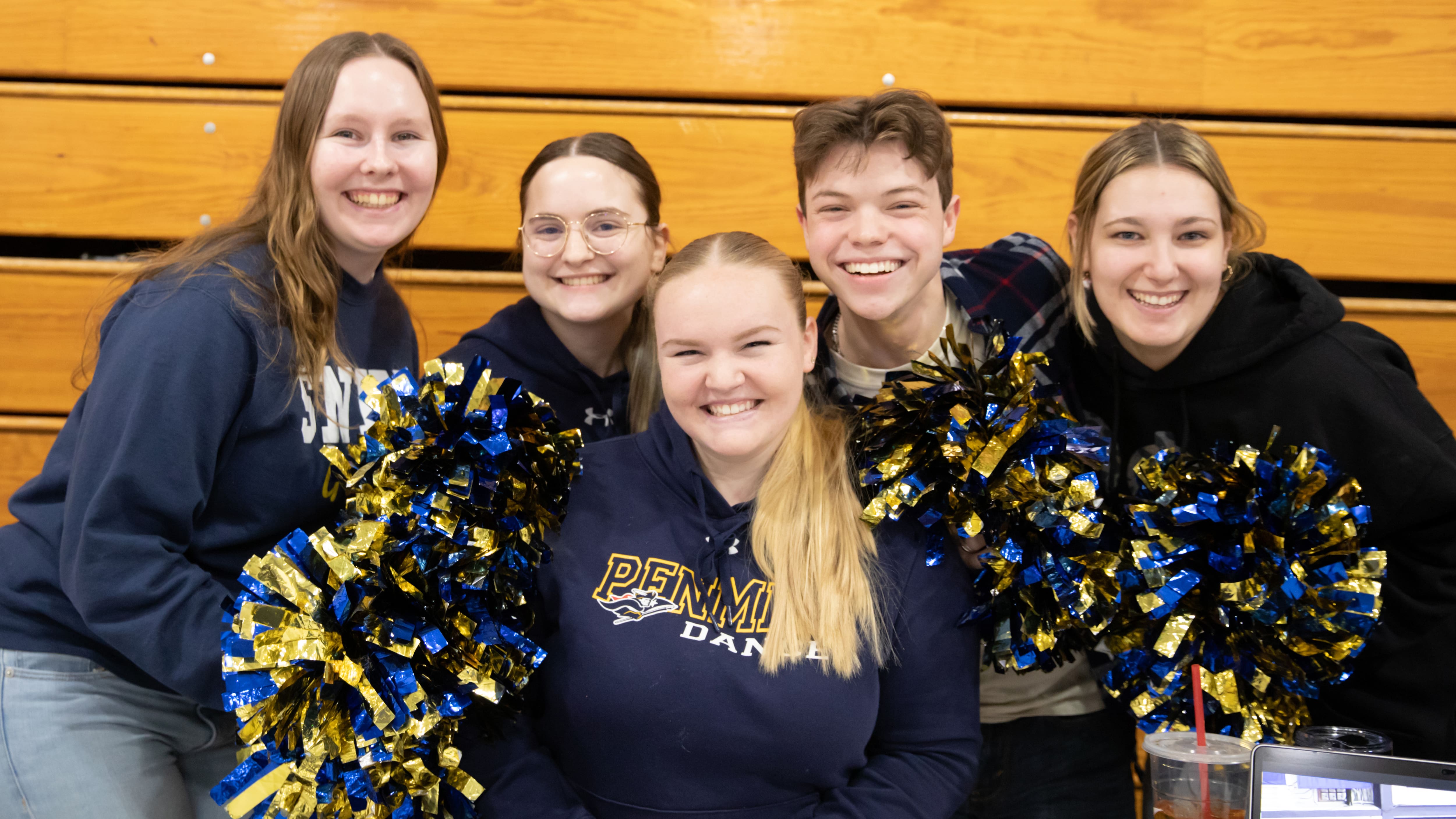 A group of SNHU students